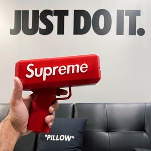 Supreme Cash Cannon / Supreme Money Gun NEW (FAST SHIPPING)